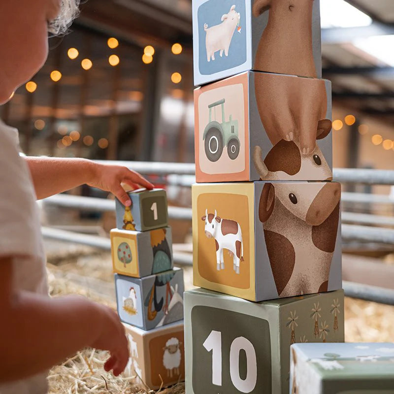 Tour empilable en carton Little Farm
