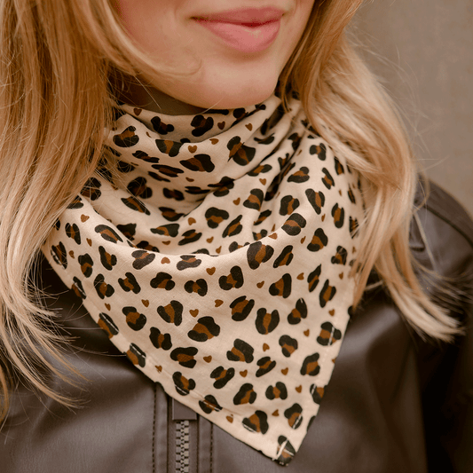 Petit Foulard - Léopard Coeur