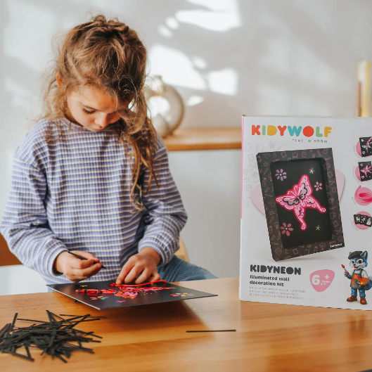 KIDYNEON - Kit pour décoration murale lumineuse contes