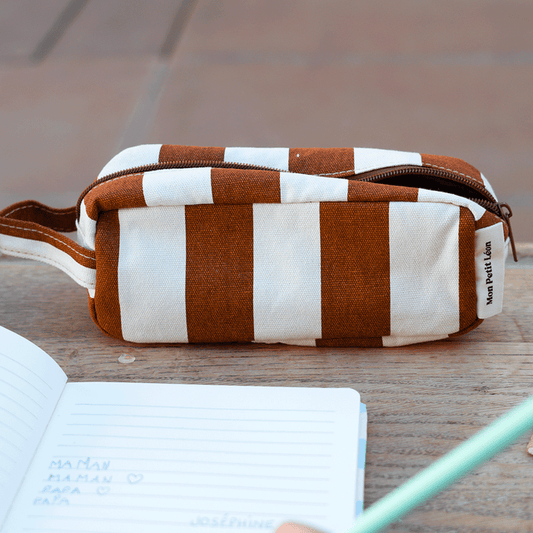 Trousse à rayures beige et marron