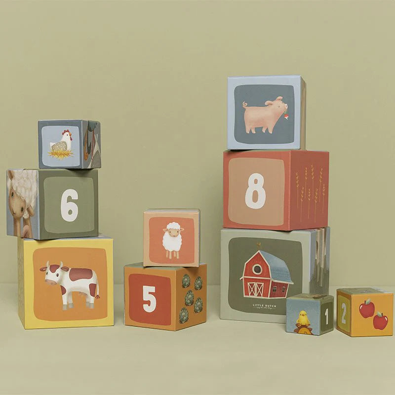 Tour empilable en carton Little Farm