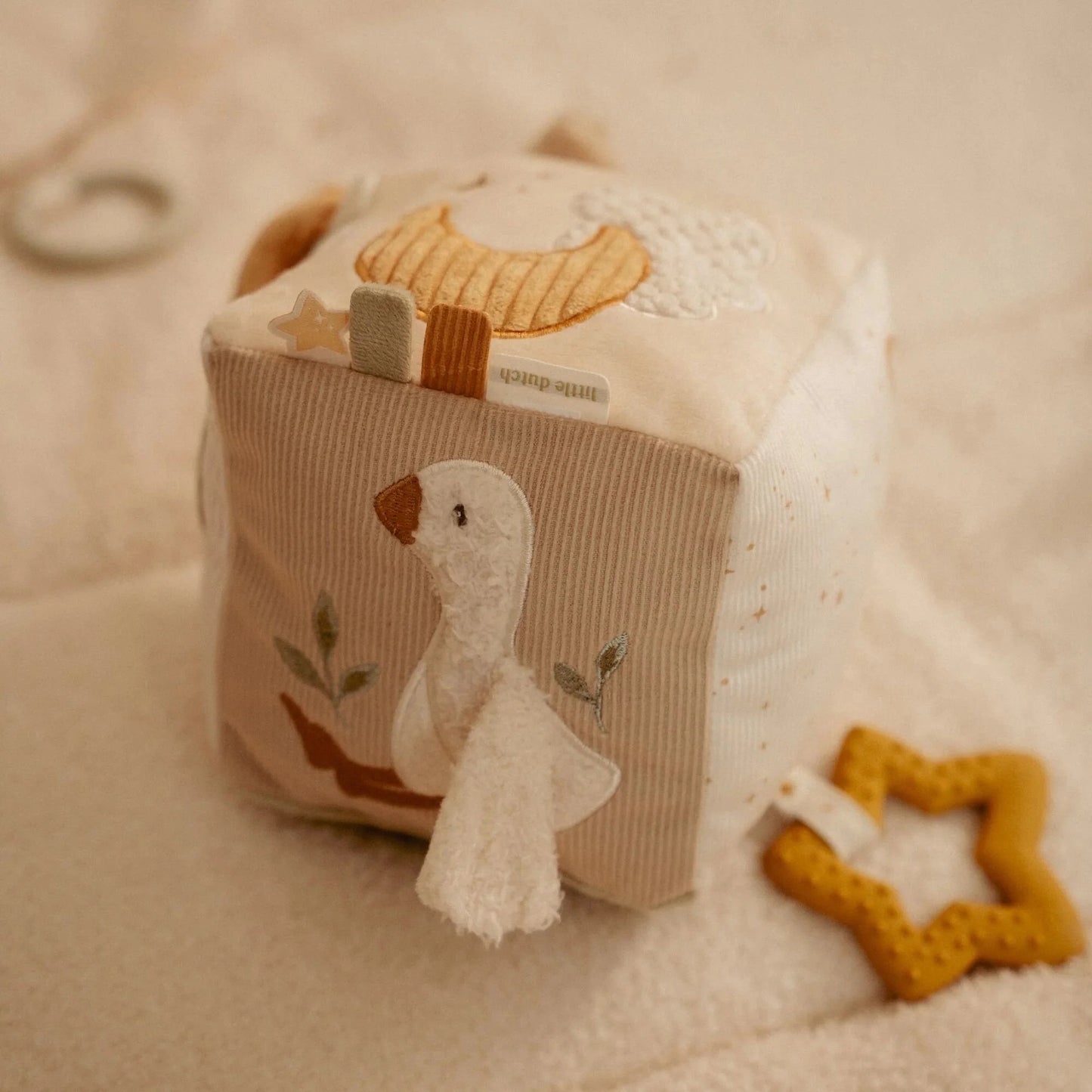 Cube d'activités - Beige - Newborn Naturals