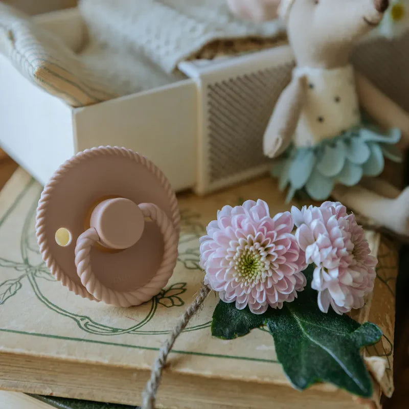 Sucette Rope - Latex Taille 2 - Blush